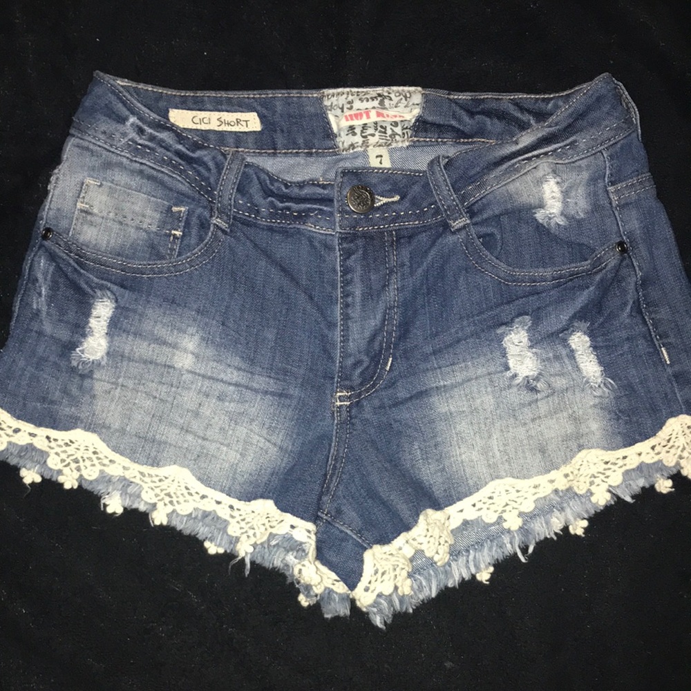 Hot Kiss Jean Shorts